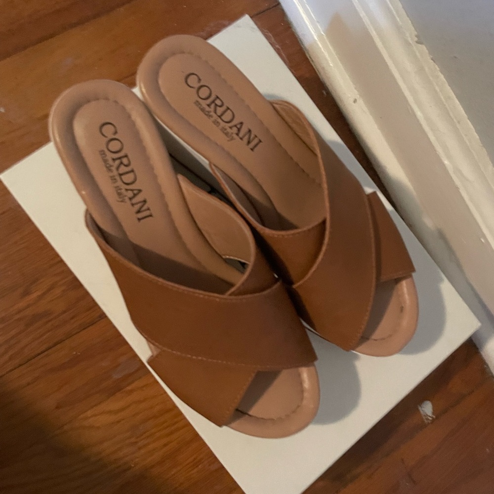 Cordani Italy Della Criss Cross Genuine Leather Platform Wedge Sandal Sz. 36 EU - Picture 4 of 7